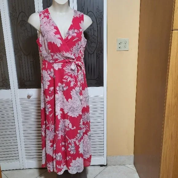 Sandra Darren Ladies Beautiful Floral Maxi Dress - Picture 1 of 11